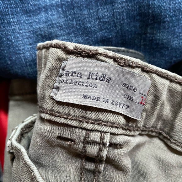 Bundle of 5 jeans for kids - Picture 4 of 6